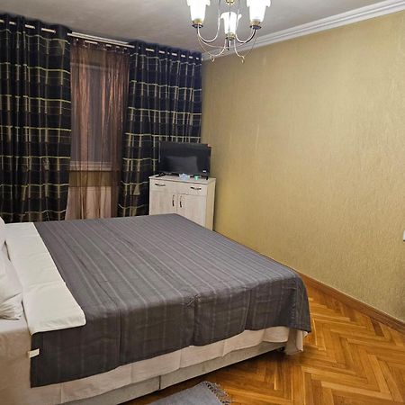 Bulevardul Dacia 18 Кишинёв Экстерьер фото